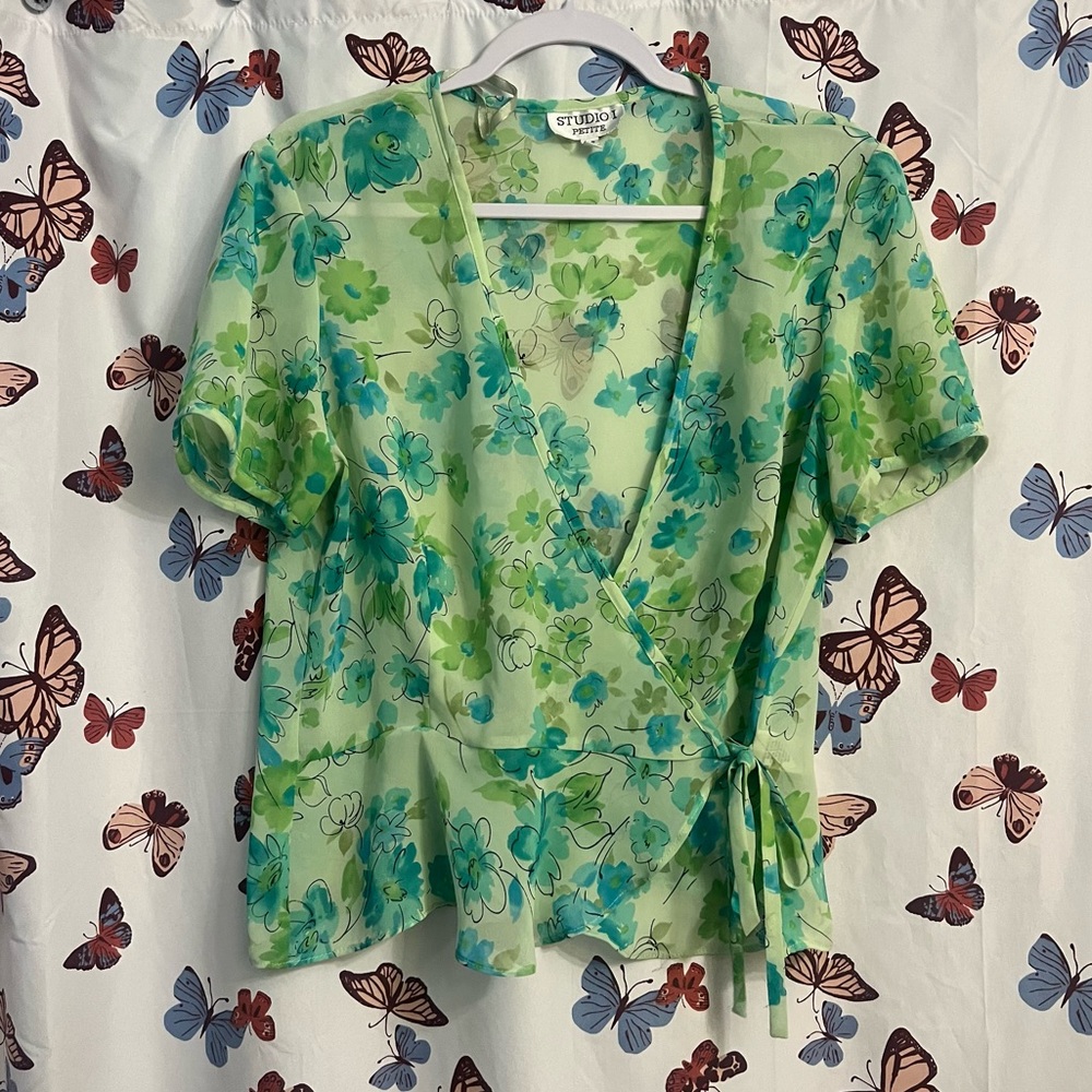Vintage wrap top